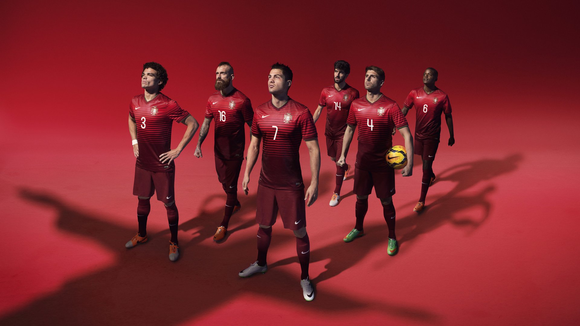 2026世界杯预选赛激战正酣,多支豪门球队提前锁定席位,亚洲区竞争白热化